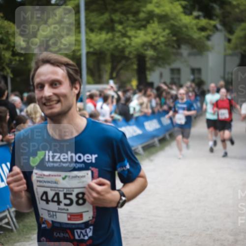 09.05.2026 - Störlauf H.Heesch http://msf.ph/oto/9684632 09.05.2026 18:53:05 Ziel 4458 meine-sportfotos.de