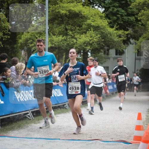 09.05.2026 - Störlauf H.Heesch http://msf.ph/oto/9684687 09.05.2026 18:53:51 Ziel 5280, 4938, 493, 4930 meine-sportfotos.de