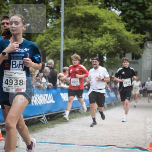 09.05.2026 - Störlauf H.Heesch http://msf.ph/oto/9684690 09.05.2026 18:53:52 Ziel 2026, 4938, 4931, 4930 meine-sportfotos.de