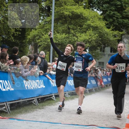 09.05.2026 - Störlauf H.Heesch http://msf.ph/oto/9684735 09.05.2026 18:54:24 Ziel 4809, 4808, 4391 meine-sportfotos.de