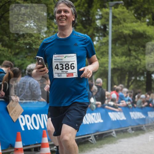 09.05.2026 - Störlauf H.Heesch http://msf.ph/oto/9684757 09.05.2026 18:54:38 Ziel 10, 2026, 4386 meine-sportfotos.de