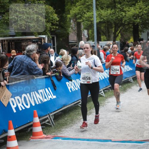 09.05.2026 - Störlauf H.Heesch http://msf.ph/oto/9684815 09.05.2026 18:55:23 Ziel 4858, 5204, 5020 meine-sportfotos.de