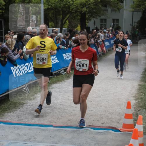 09.05.2026 - Störlauf H.Heesch http://msf.ph/oto/9684833 09.05.2026 18:55:43 Ziel 4694, 4681, 980, 1993 meine-sportfotos.de