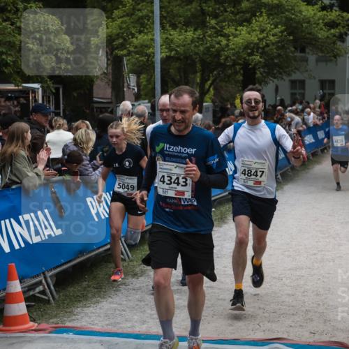 09.05.2026 - Störlauf H.Heesch http://msf.ph/oto/9684855 09.05.2026 18:56:02 Ziel 10, 5049, 4343, 4847, 4628 meine-sportfotos.de