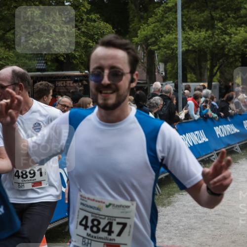 09.05.2026 - Störlauf H.Heesch http://msf.ph/oto/9684859 09.05.2026 18:56:03 Ziel 2026, 4891, 2026, 4847, 4628 meine-sportfotos.de