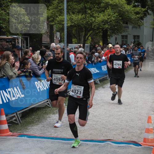 09.05.2026 - Störlauf H.Heesch http://msf.ph/oto/9684897 09.05.2026 18:56:36 Ziel 04824, 99, 4593, 4323, 4744 meine-sportfotos.de