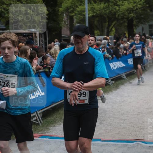 09.05.2026 - Störlauf H.Heesch http://msf.ph/oto/9684921 09.05.2026 18:56:52 Ziel 2026, 4265, 4819, 991 meine-sportfotos.de