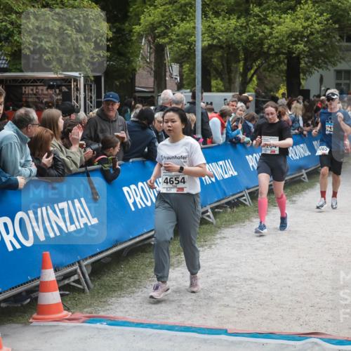 09.05.2026 - Störlauf H.Heesch http://msf.ph/oto/9685018 09.05.2026 18:58:00 Ziel 04821, 4654, 5065, 5222 meine-sportfotos.de