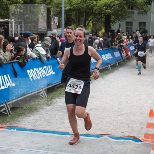 09.05.2026 - Störlauf H.Heesch http://msf.ph/oto/9685159 09.05.2026 18:59:35 Ziel 12, 4433, 4427 meine-sportfotos.de