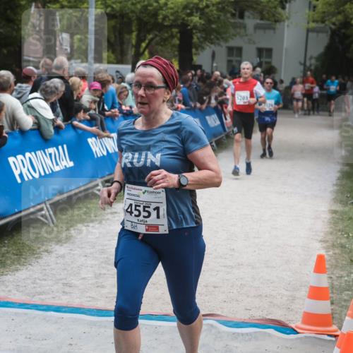 09.05.2026 - Störlauf H.Heesch http://msf.ph/oto/9685197 09.05.2026 19:00:05 Ziel 2026, 4551, 5203 meine-sportfotos.de