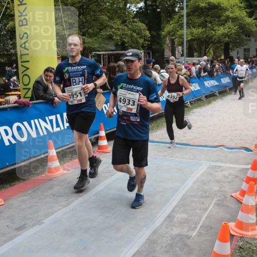 09.05.2026 - Störlauf H.Heesch http://msf.ph/oto/9685231 09.05.2026 19:00:33 Ziel 951, 4933, 4392, 4257 meine-sportfotos.de