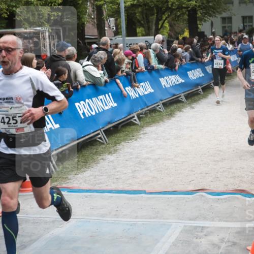 09.05.2026 - Störlauf H.Heesch http://msf.ph/oto/9685239 09.05.2026 19:00:36 Ziel 526, 425, 0, 4514, 4338 meine-sportfotos.de