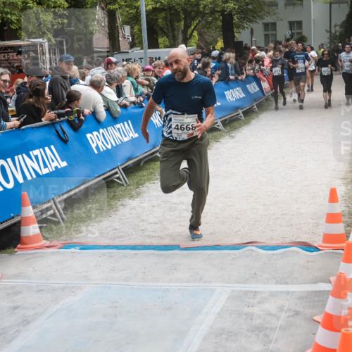 09.05.2026 - Störlauf H.Heesch http://msf.ph/oto/9685342 09.05.2026 19:02:05 Ziel 04821, 9560, 4373, 4254, 4655, 5072, 4668 meine-sportfotos.de