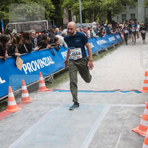 09.05.2026 - Störlauf H.Heesch http://msf.ph/oto/9685343 09.05.2026 19:02:06 Ziel 4668, 4373 meine-sportfotos.de