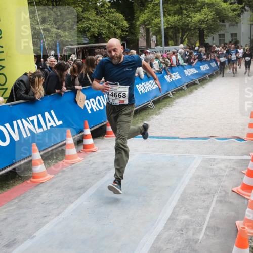 09.05.2026 - Störlauf H.Heesch http://msf.ph/oto/9685344 09.05.2026 19:02:06 Ziel 4668, 11, 9 meine-sportfotos.de