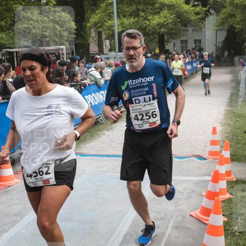 09.05.2026 - Störlauf H.Heesch http://msf.ph/oto/9685358 09.05.2026 19:02:15 Ziel 2026, 4256, 4062, 4905, 5115 meine-sportfotos.de