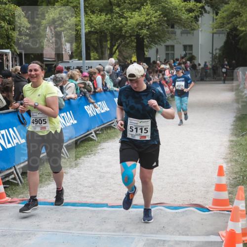 09.05.2026 - Störlauf H.Heesch http://msf.ph/oto/9685362 09.05.2026 19:02:20 Ziel 4905, 5115, 4911 meine-sportfotos.de