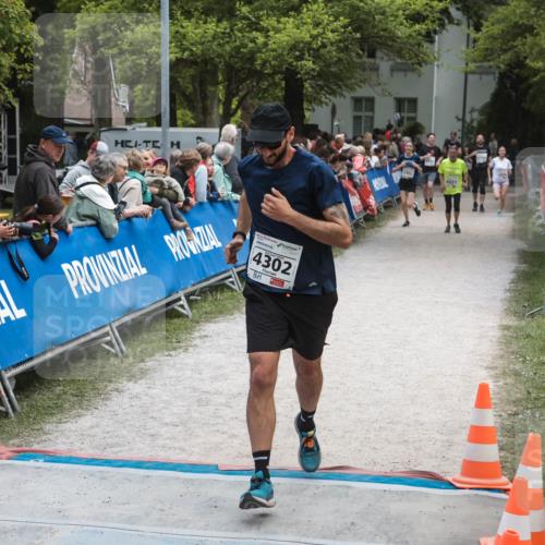 09.05.2026 - Störlauf H.Heesch http://msf.ph/oto/9685373 09.05.2026 19:02:31 Ziel 4302, 4421 meine-sportfotos.de
