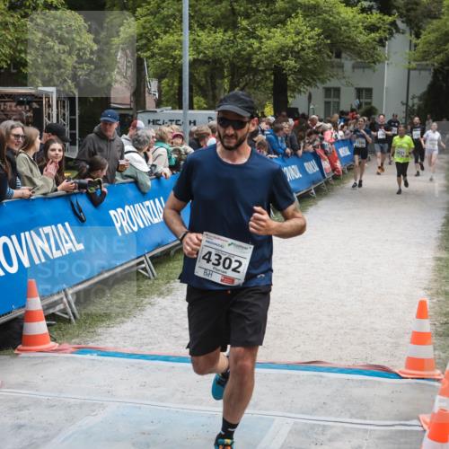 09.05.2026 - Störlauf H.Heesch http://msf.ph/oto/9685375 09.05.2026 19:02:31 Ziel 048219, 4302, 4421 meine-sportfotos.de