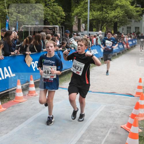 09.05.2026 - Störlauf H.Heesch http://msf.ph/oto/9685404 09.05.2026 19:02:47 Ziel 482, 4823, 4479 meine-sportfotos.de