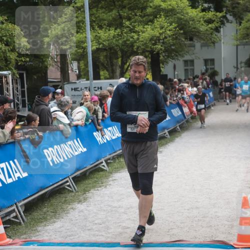 09.05.2026 - Störlauf H.Heesch http://msf.ph/oto/9685409 09.05.2026 19:02:54 Ziel 10 meine-sportfotos.de