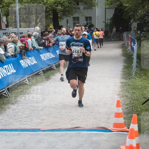 09.05.2026 - Störlauf H.Heesch http://msf.ph/oto/9685453 09.05.2026 19:03:30 Ziel 4660, 4987, 4583 meine-sportfotos.de