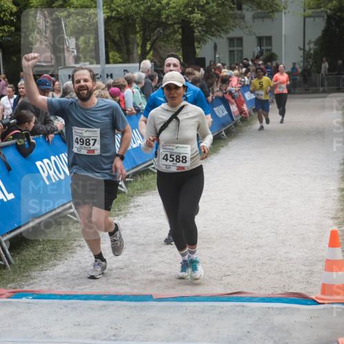 09.05.2026 - Störlauf H.Heesch http://msf.ph/oto/9685457 09.05.2026 19:03:33 Ziel 04820, 15, 4987, 4588, 4712 meine-sportfotos.de