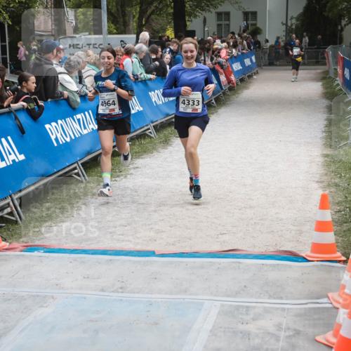 09.05.2026 - Störlauf H.Heesch http://msf.ph/oto/9685468 09.05.2026 19:03:45 Ziel 04821, 9560, 4964, 4333 meine-sportfotos.de