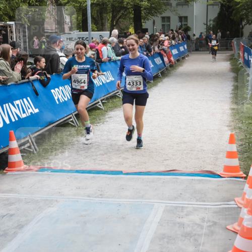 09.05.2026 - Störlauf H.Heesch http://msf.ph/oto/9685469 09.05.2026 19:03:46 Ziel 04821, 9560, 4964, 4333 meine-sportfotos.de