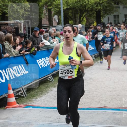 09.05.2026 - Störlauf H.Heesch http://msf.ph/oto/9685534 09.05.2026 19:04:41 Ziel 2026, 4505, 427, 4324, 5126, 8344, 426, 5080 meine-sportfotos.de