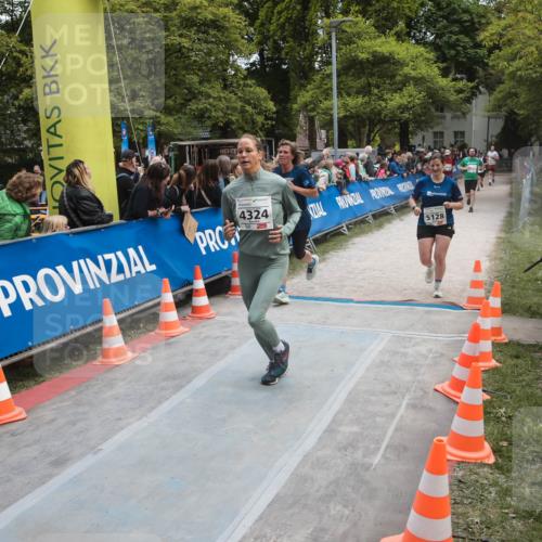 09.05.2026 - Störlauf H.Heesch http://msf.ph/oto/9685543 09.05.2026 19:04:45 Ziel 3, 4324, 5128 meine-sportfotos.de