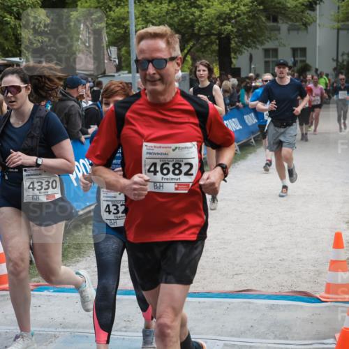 09.05.2026 - Störlauf H.Heesch http://msf.ph/oto/9685584 09.05.2026 19:05:16 Ziel 2026, 4330, 432, 2026, 4682, 27 meine-sportfotos.de