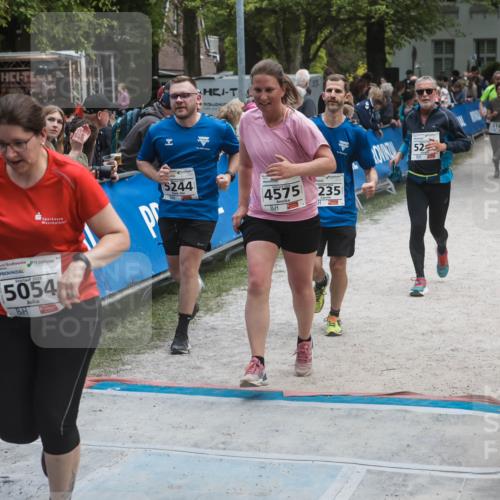09.05.2026 - Störlauf H.Heesch http://msf.ph/oto/9685594 09.05.2026 19:05:23 Ziel 10, 2026, 5054, 5244, 4575, 235, 52, 181 meine-sportfotos.de