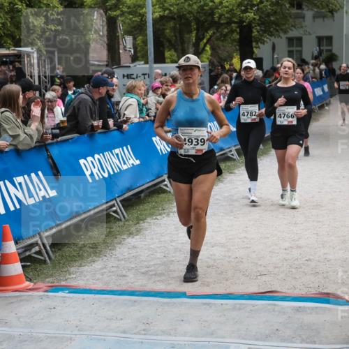 09.05.2026 - Störlauf H.Heesch http://msf.ph/oto/9685611 09.05.2026 19:05:35 Ziel 1939, 4782, 4766 meine-sportfotos.de