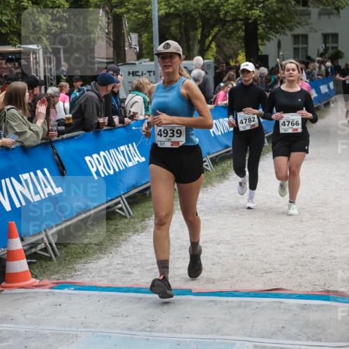 09.05.2026 - Störlauf H.Heesch http://msf.ph/oto/9685612 09.05.2026 19:05:35 Ziel 4939, 4782, 4766 meine-sportfotos.de