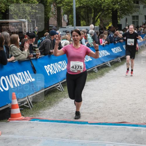09.05.2026 - Störlauf H.Heesch http://msf.ph/oto/9685619 09.05.2026 19:05:39 Ziel 32, 4375, 4429, 4396 meine-sportfotos.de