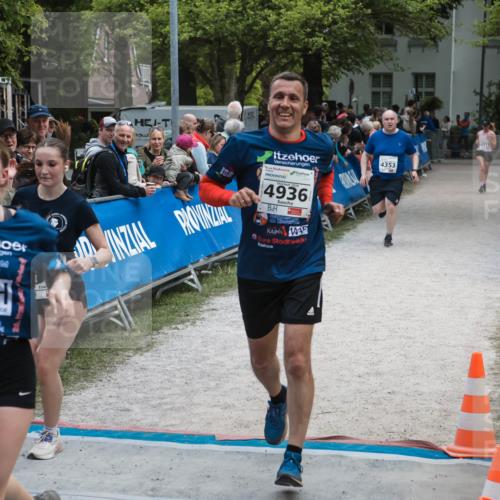 09.05.2026 - Störlauf H.Heesch http://msf.ph/oto/9685643 09.05.2026 19:06:01 Ziel 4936, 4353 meine-sportfotos.de