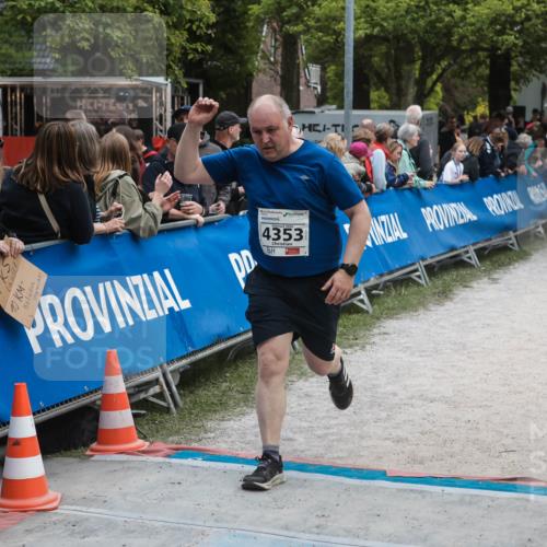 09.05.2026 - Störlauf H.Heesch http://msf.ph/oto/9685647 09.05.2026 19:06:04 Ziel 10, 4353, 4311 meine-sportfotos.de