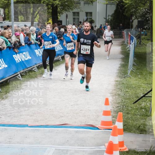 09.05.2026 - Störlauf H.Heesch http://msf.ph/oto/9685672 09.05.2026 19:06:41 Ziel 5258, 5250, 4281, 4487 meine-sportfotos.de