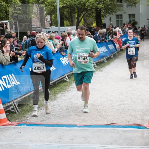 09.05.2026 - Störlauf H.Heesch http://msf.ph/oto/9685706 09.05.2026 19:07:10 Ziel 4887, 5146, 5157 meine-sportfotos.de