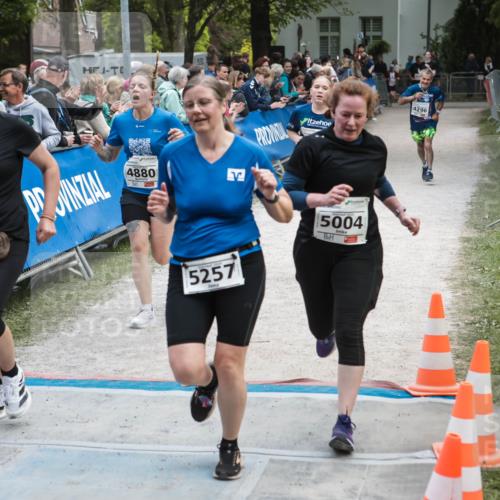 09.05.2026 - Störlauf H.Heesch http://msf.ph/oto/9685724 09.05.2026 19:07:27 Ziel 67, 4880, 5257, 5004, 4296 meine-sportfotos.de