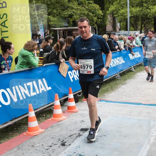 09.05.2026 - Störlauf H.Heesch http://msf.ph/oto/9685739 09.05.2026 19:07:45 Ziel 4979, 5015, 5110 meine-sportfotos.de