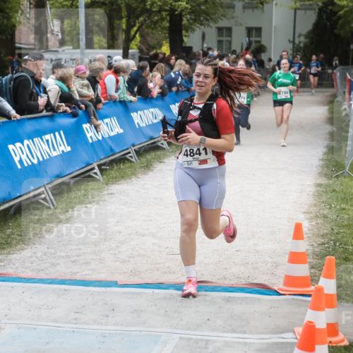 09.05.2026 - Störlauf H.Heesch http://msf.ph/oto/9685792 09.05.2026 19:08:36 Ziel 4841, 780, 7791 meine-sportfotos.de