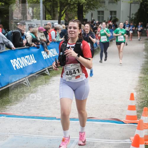 09.05.2026 - Störlauf H.Heesch http://msf.ph/oto/9685794 09.05.2026 19:08:36 Ziel 4841, 4779, 4780 meine-sportfotos.de