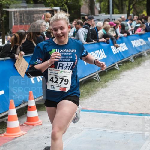 09.05.2026 - Störlauf H.Heesch http://msf.ph/oto/9685859 09.05.2026 19:09:37 Ziel 2026, 4279, 274 meine-sportfotos.de