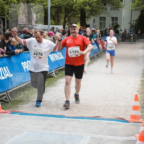 09.05.2026 - Störlauf H.Heesch http://msf.ph/oto/9685956 09.05.2026 19:12:05 Ziel 04821, 95, 4478, 5199, 5105 meine-sportfotos.de