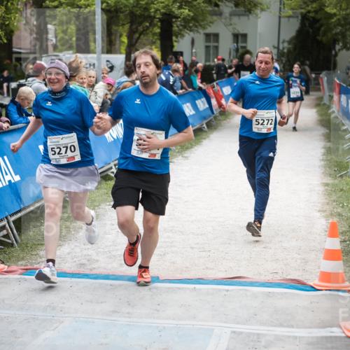 09.05.2026 - Störlauf H.Heesch http://msf.ph/oto/9686039 09.05.2026 19:16:01 Ziel 5270, 5272, 5039 meine-sportfotos.de