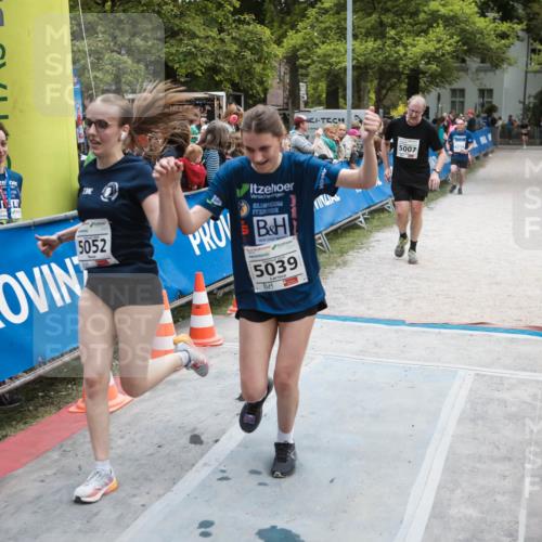 09.05.2026 - Störlauf H.Heesch http://msf.ph/oto/9686049 09.05.2026 19:16:08 Ziel 5052, 5039, 5007 meine-sportfotos.de