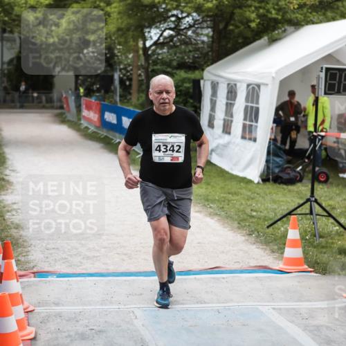 09.05.2026 - Störlauf H.Heesch http://msf.ph/oto/9686099 09.05.2026 19:18:47 Ziel 4342, 88, 08, 9 meine-sportfotos.de