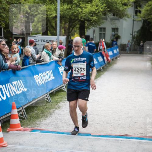 09.05.2026 - Störlauf H.Heesch http://msf.ph/oto/9686105 09.05.2026 19:19:14 Ziel 4263 meine-sportfotos.de